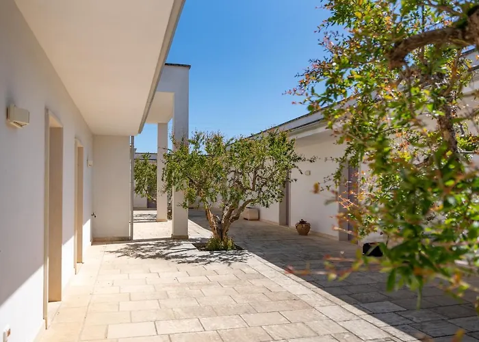 Corte Dei Melograni Otranto